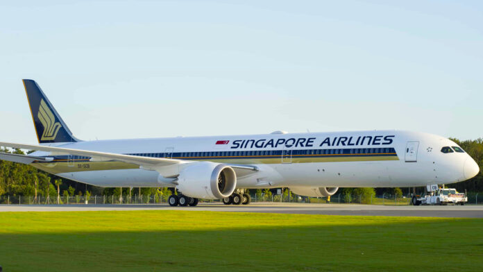 A Plane of Singapore Airlines