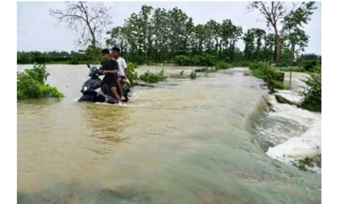 Flood affects 30K people in 18 districts