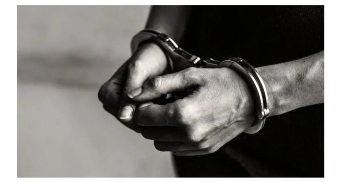 Man accused of duping businessmen