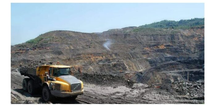 Activist accuses authorities of non-compliance with HC on coal mining