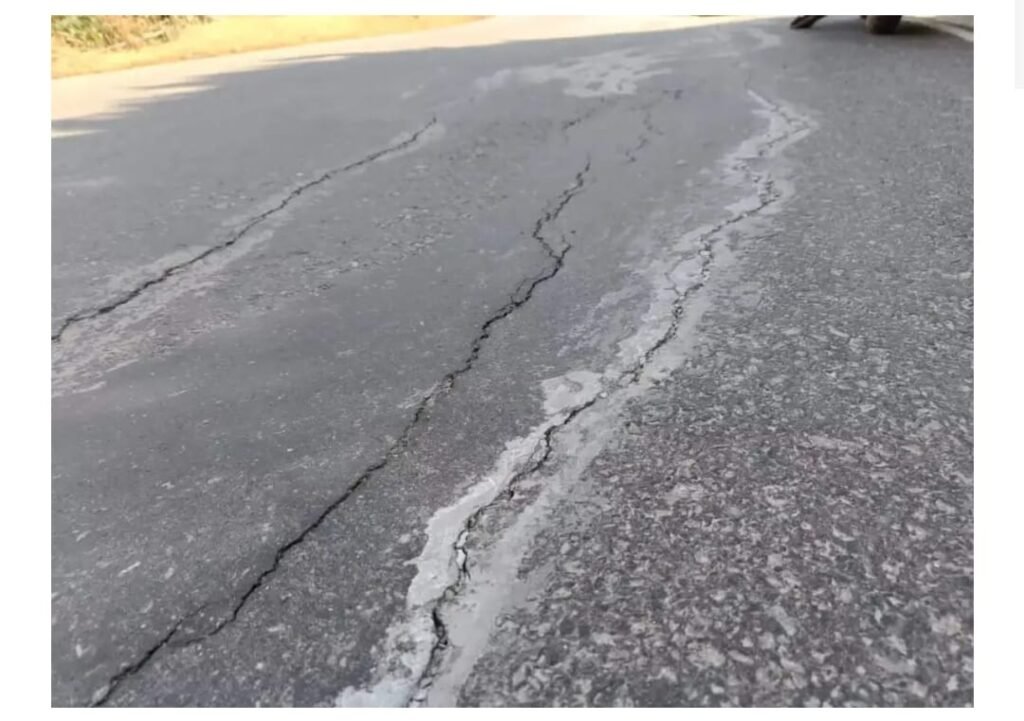 Heavy rains damage NH-702 in Mon district