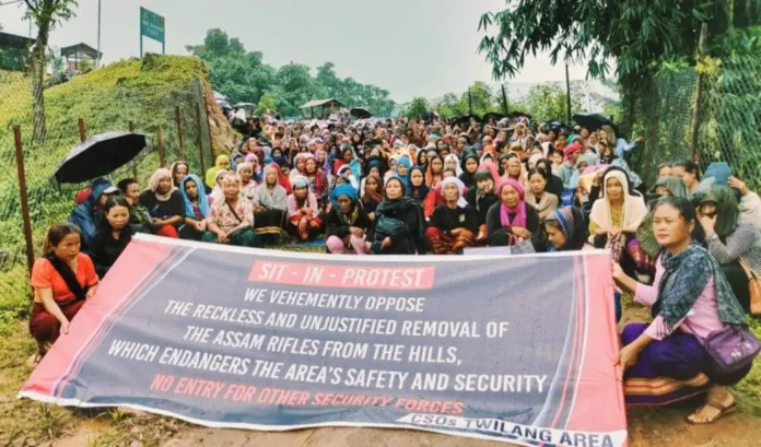 Manipur: Kuki-Zo Women Protest Against Withdrawal Of Assam Rifles From Kangpokpi