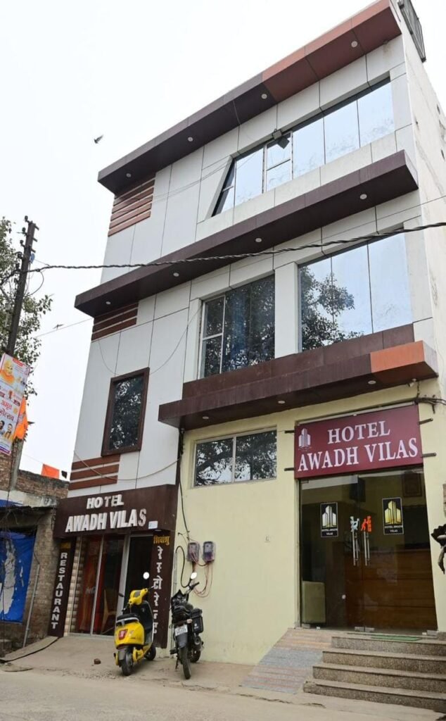 Hotel Awadh Vilas