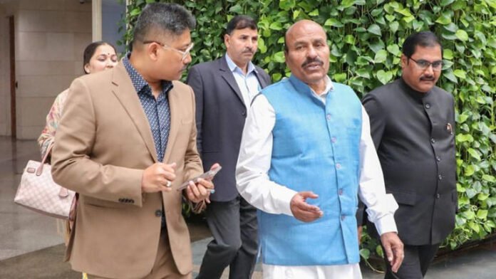 Assam Minister for Social Justice & Empowerment, Pijush Hazarika who requested India's first Divyang University, with Union Minister for Social Justice & Empowerment, Dr. Virendra Kumar