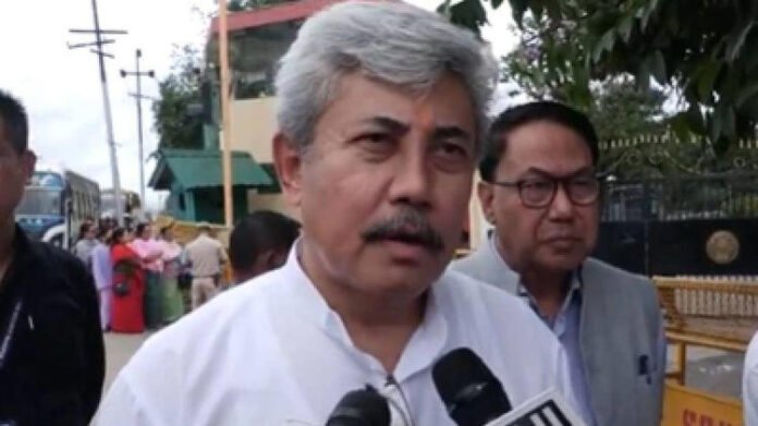 BJP MLA Briefs Media After Meeting Governor BJP leader in Manipur speaks to media after meeting Governor Anusuiya Uikey