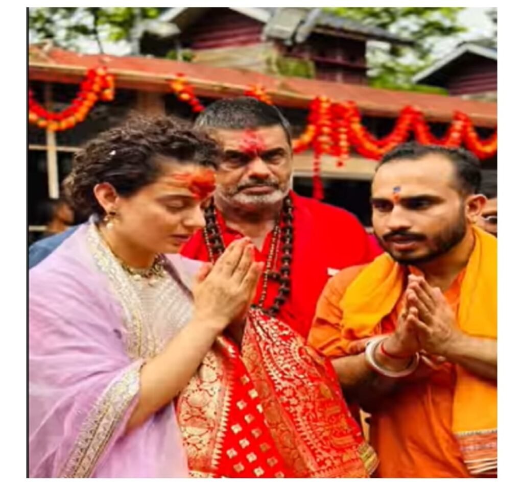 Kangana Ranaut visits Kamakhya Temple