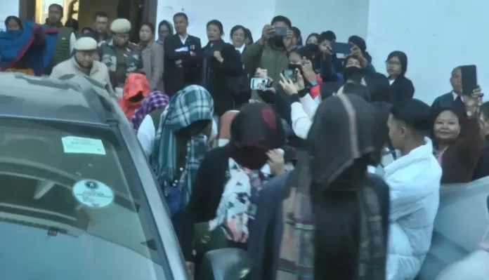 12-accused-women-sent-to-police-custody-for-mercilessly-assaulting-another-woman-in-Imphal