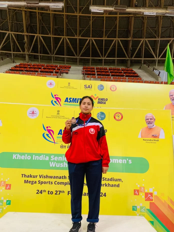 Wushu player wins bronze