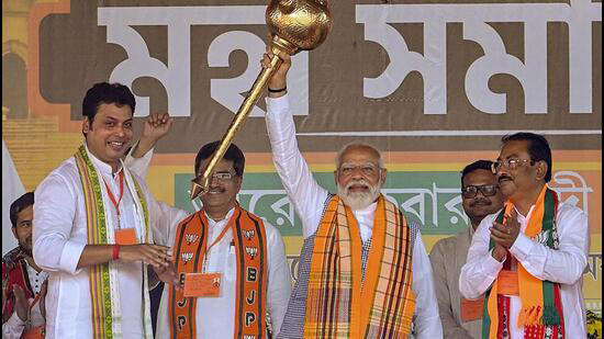 modi manik saha and biplab kumar deb in a party meeting