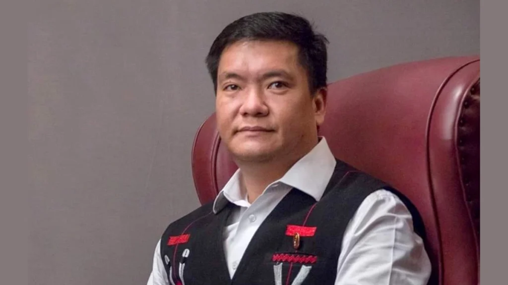 Pema Khandu