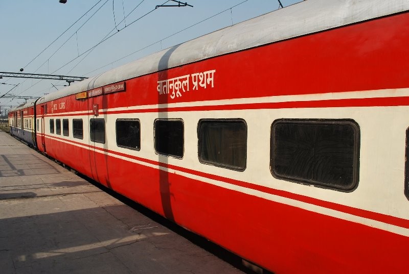 Assam Passenger Caught with Unaccounted Cash on Rajdhani Express