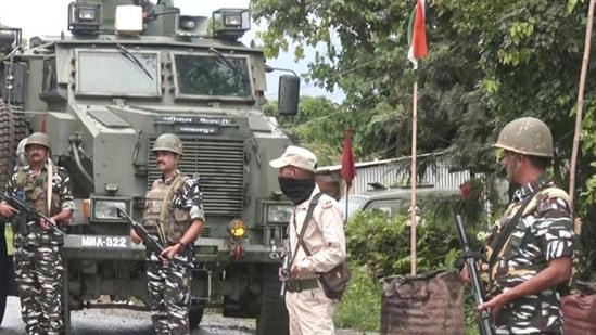 10 militants killed in manipur