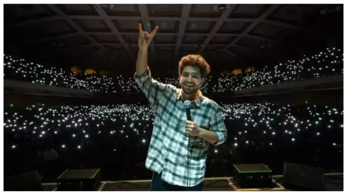 118234396 Assam police visits stand-up comedian Samay Raina’s residence in Pune to serve notice.