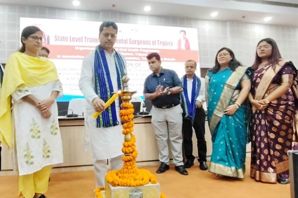 7764 Boosting Dental Education