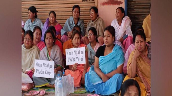 AA1AAe7X Meitei women in manipur