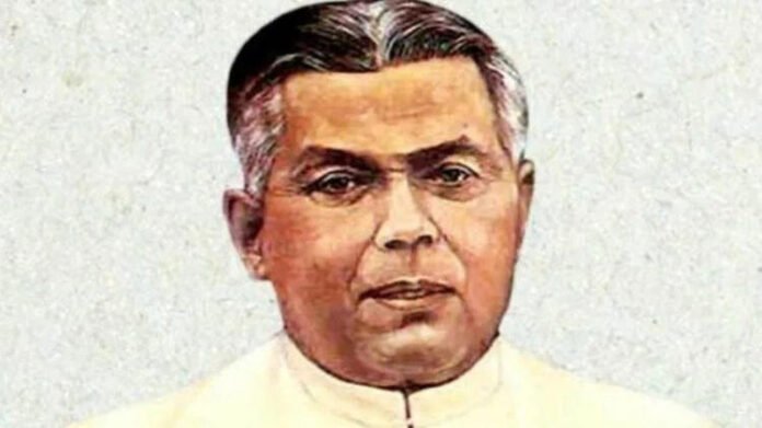 Himanta Biswa Sarma pays tribute to Gopinath Bordoloi in Assam