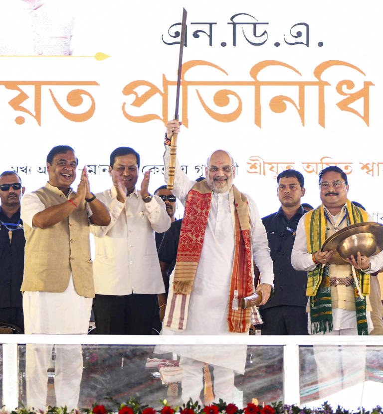 Amit Shah says Assam cannot be led by people who frequently visit Pakistan