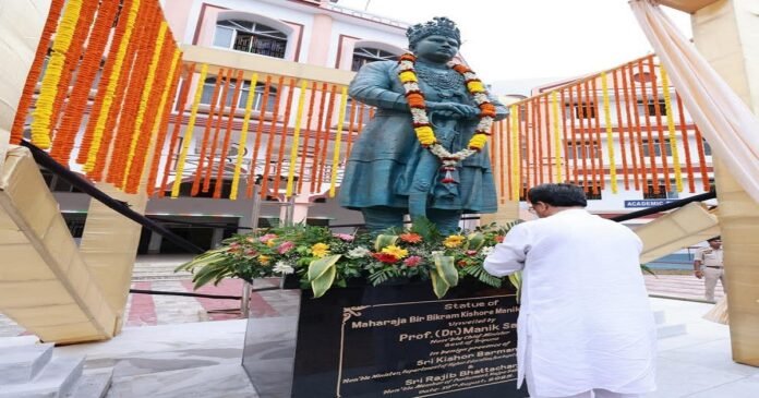 Maharaja Bir Bikram Kishore Manikya Maharaja Bir Bikram Statue