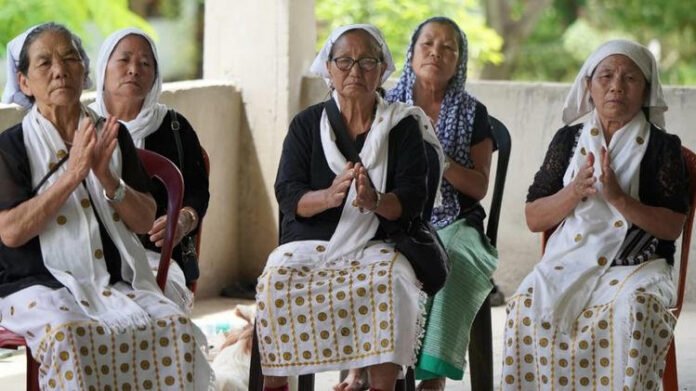 Arunachal Health Minister Biyuram Wahge providing Rs 5 lakh aid to mental health centre in Papum Pare