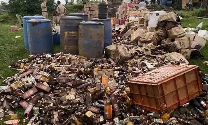 Manipur Police liquor seizure Manipur Police liquor seizure