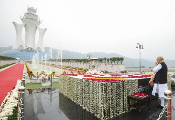 Shah accuses Cong of aiding infiltrators in poll-bound Assam, vows to drive out intruders from India