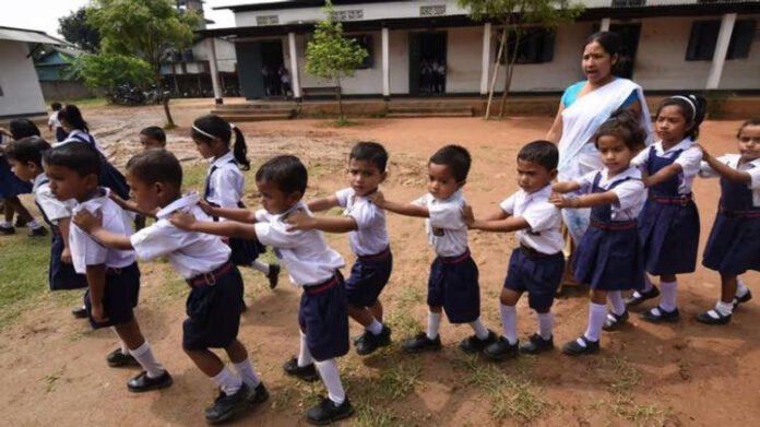 Schools in Kamrup Metro to start classes at 10 am till January 13 amid cold wave