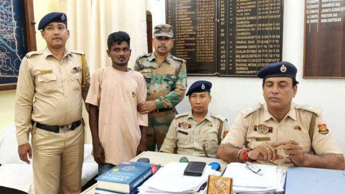 Three Bangladeshi nationals, Indian tout held for illegal entry in Tripura