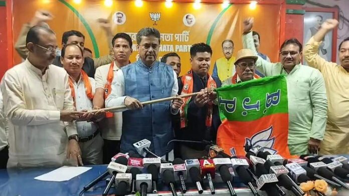 Ahead of Tripura district council polls, five Tipra Motha leaders defect to BJP alleging corruption , no proper portfolios