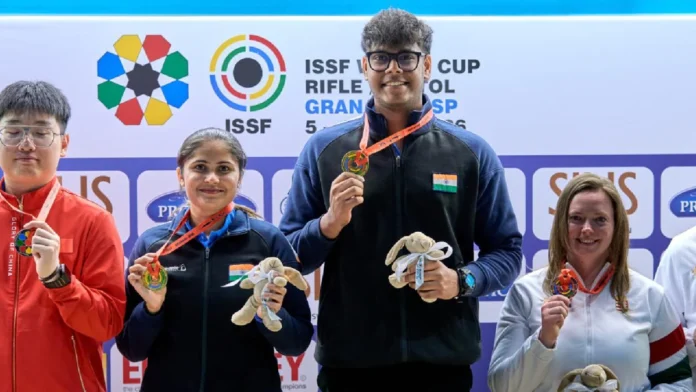 Mukesh and Palak celebrating ISSF World Cup gold win in mixed team event