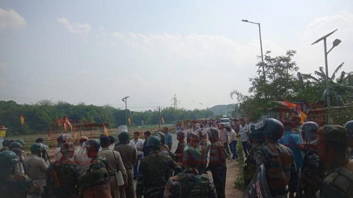 15 Tripura Police personnel injured in alleged Tipra Motha attack on BJP MLA, candidate vehicles