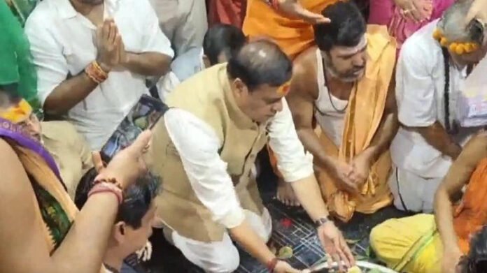Himanta Biswa Sarma offers prayers at Baidyanath Temple ahead of Assam polls