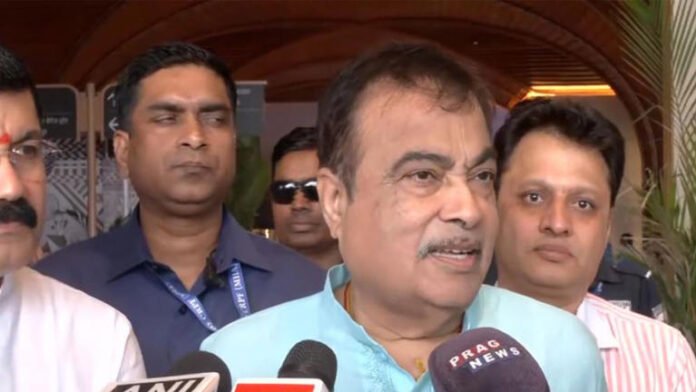 Gadkari vows Rs 2 lakh crore infra projects for Assam's development