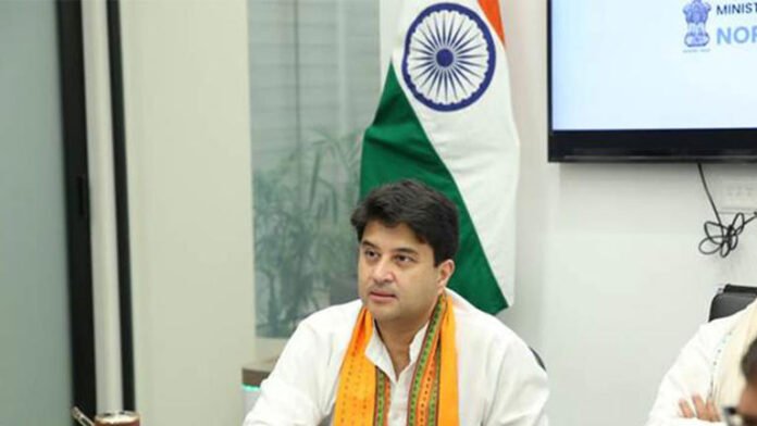 Scindia, Tripura CM launch Rs 236 crore 'Mission Queen Pineapple'