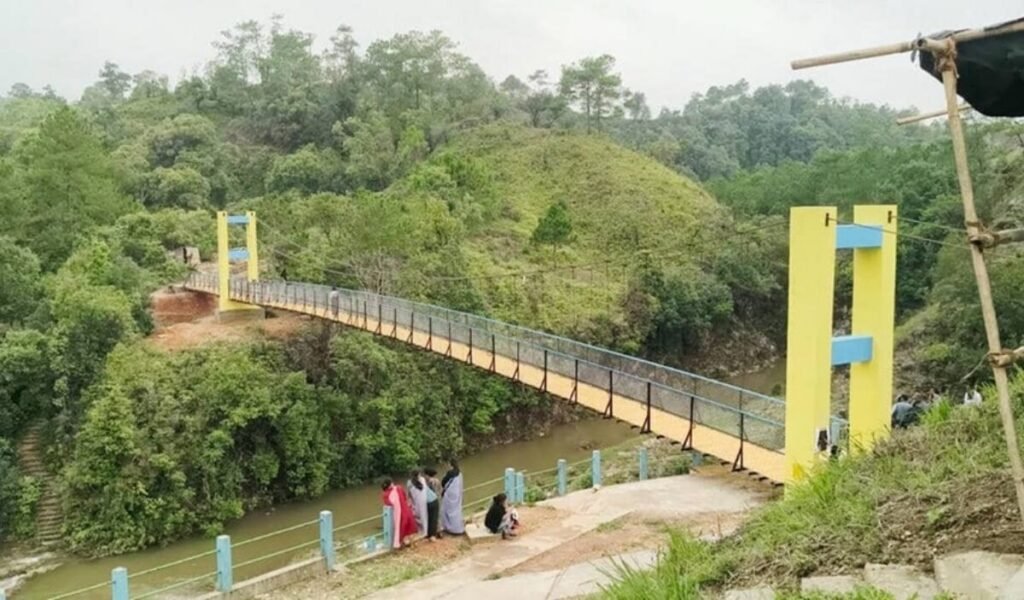 New rural footbridge over Umyurem River improving village connectivity in Meghalaya