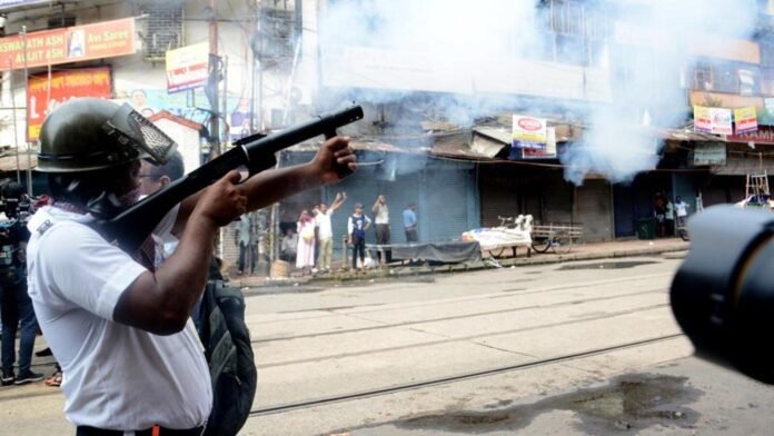 Violent protest and police deployment near Park Circus during anti-encroachment demolition clashes in Kolkata