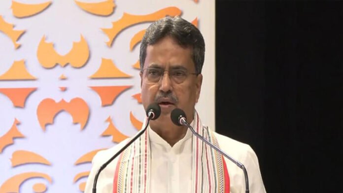 AA24tEnW Tripura CM Manik Saha attends 'Mann Ki Baat', PM SVANidhi scheme event