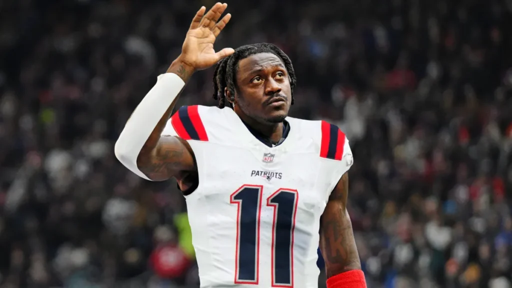Patriots Make Blockbuster Move for A.J. Brown