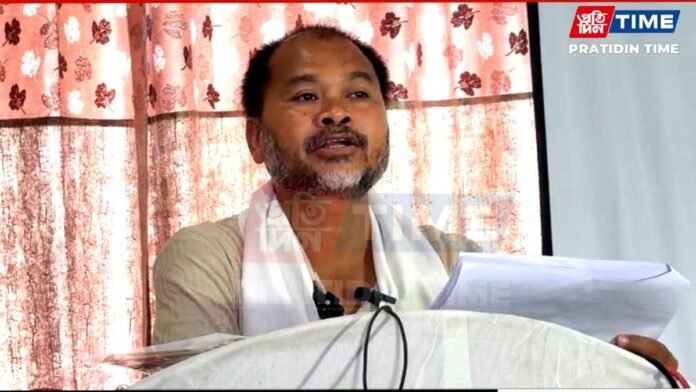 Akhil Gogoi raises corruption allegations against Bimal Borah amid political scrutiny following Assam's reported 95 flood deaths.