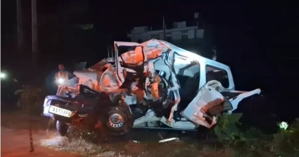 Police investigate the Sonitpur tragic collision after a passenger vehicle and truck collided on NH-15 near Balipara, killing five people.