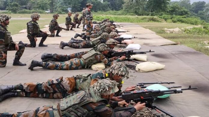 Assam Rifles apprehend four suspected UNLF (K) insurgents allegedly attempting to cross the Indo-Myanmar border in Chandel, Manipur.