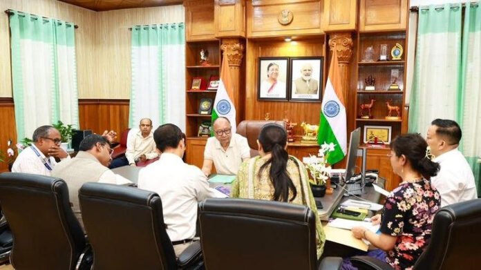 AA2cpOiH Manipur CM reviews IBSD affairs with Science & Technology department officials