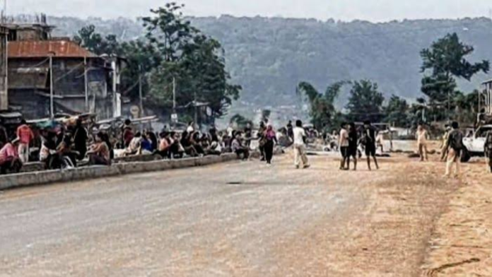 Kuki CSOs Kamjong now face blockade threat