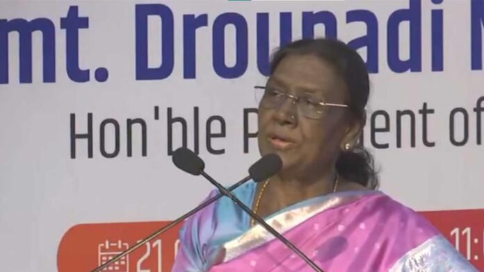 President Murmu calls for more training, autonomy for traditional artists